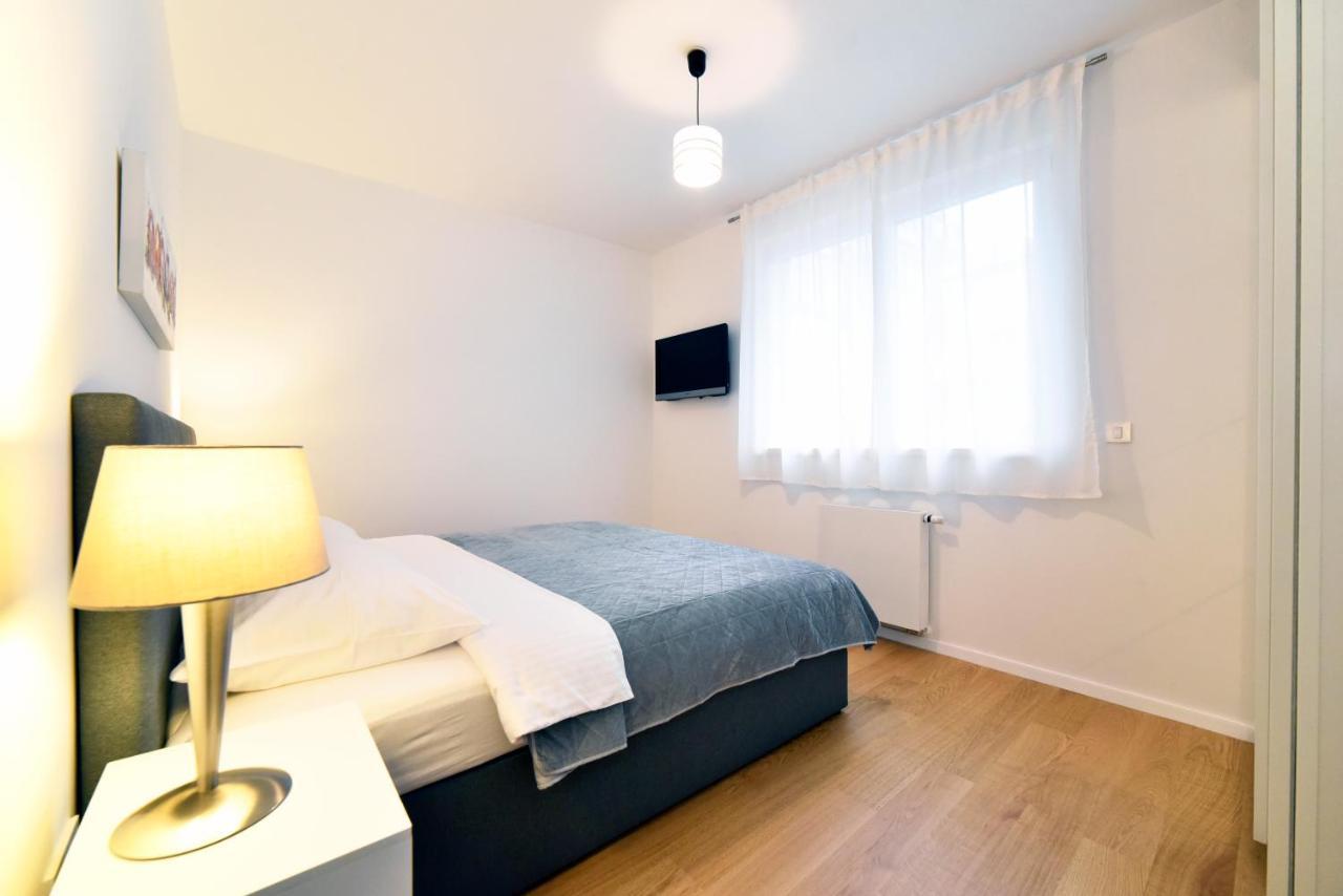 Ophelia Apartment With Parking Zagreb Exterior foto