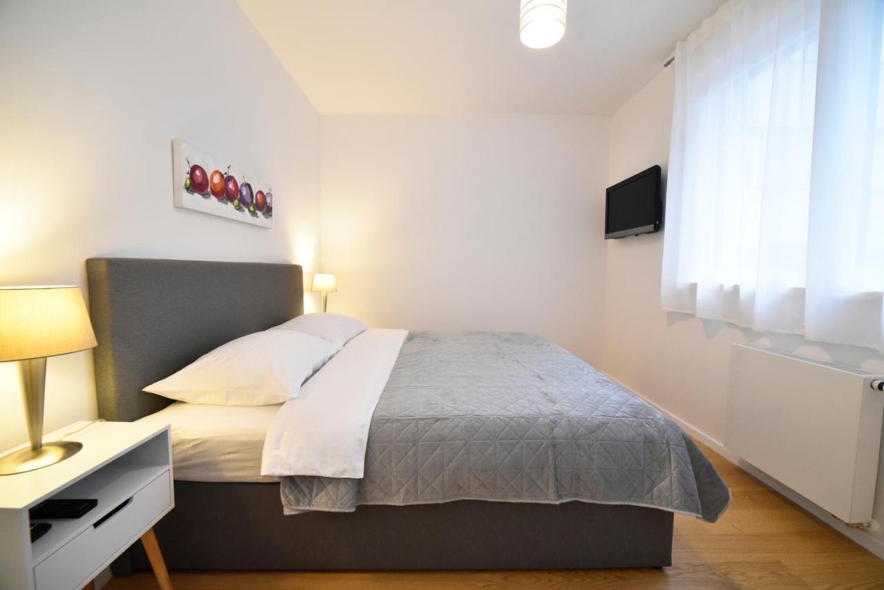 Ophelia Apartment With Parking Zagreb Exterior foto
